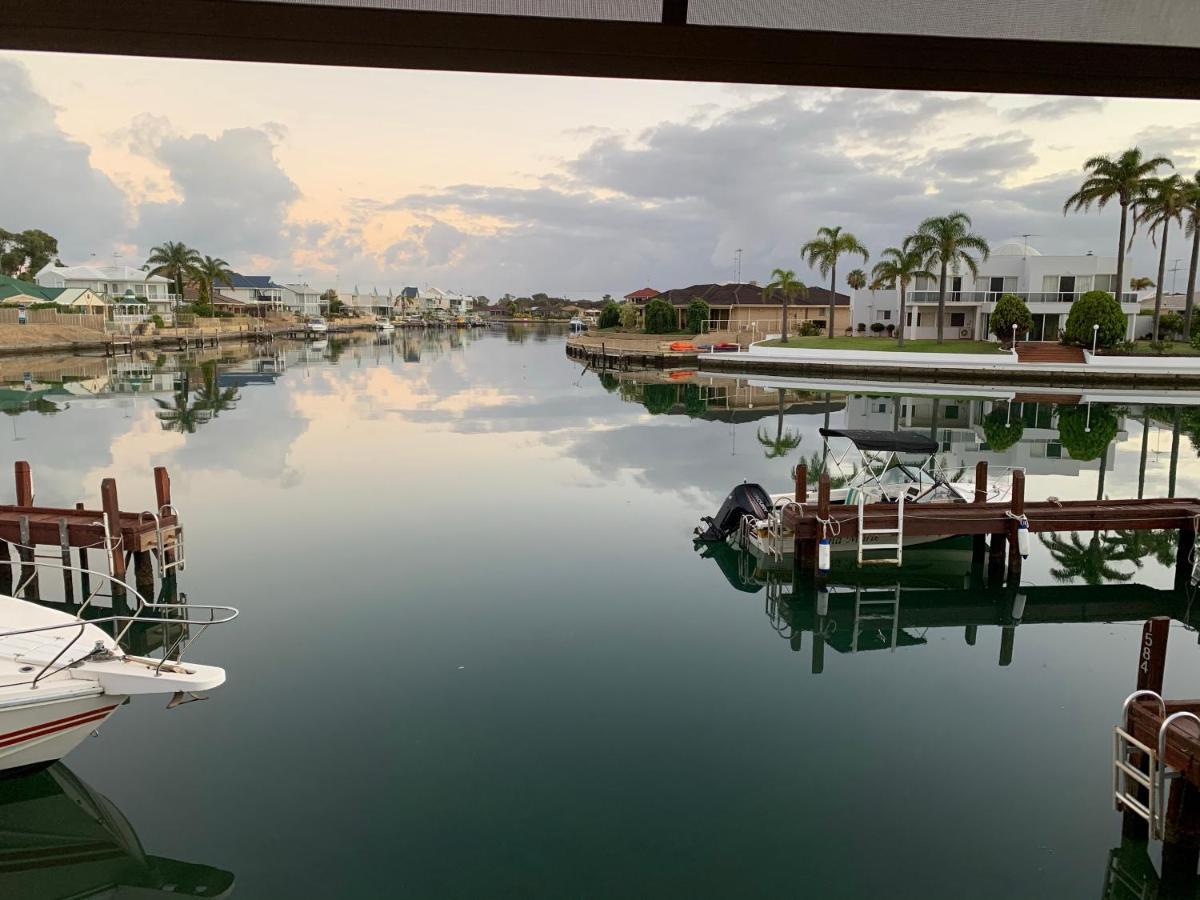 Vila Waterside Canal Dreams Mandurah Exteriér fotografie