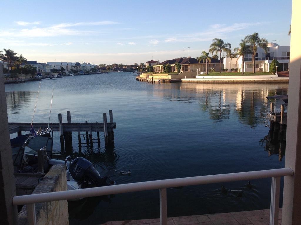 Vila Waterside Canal Dreams Mandurah Exteriér fotografie