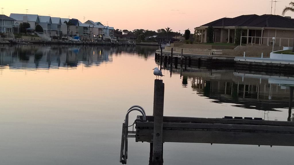 Vila Waterside Canal Dreams Mandurah Exteriér fotografie